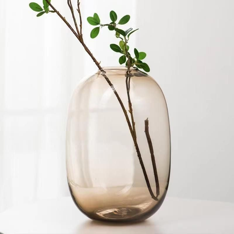Amber Glass Bud Vase – Decorative Centerpiece